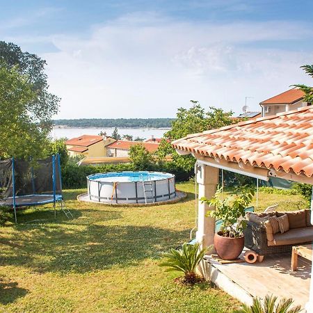 Apartamento Stone House Chiara Seaview Funtana Exterior foto