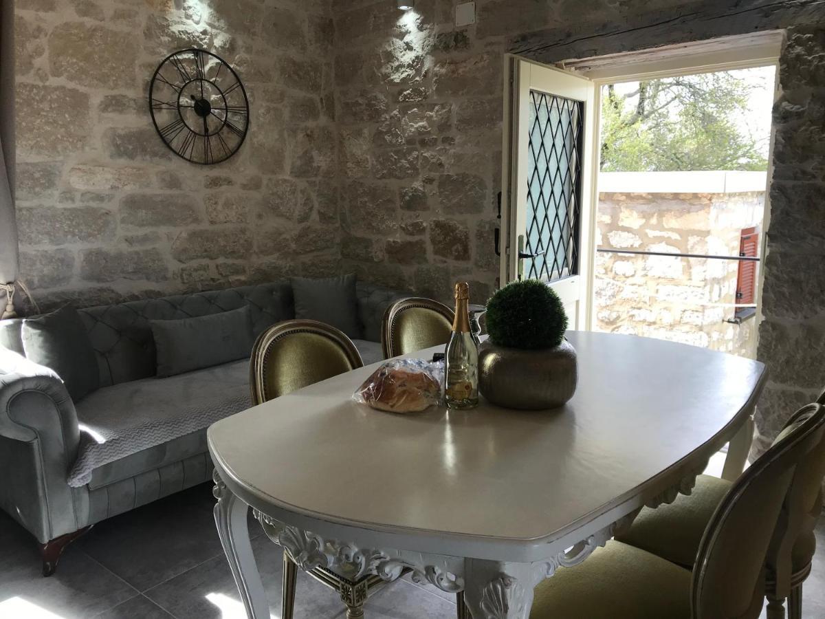 Apartamento Stone House Chiara Seaview Funtana Exterior foto